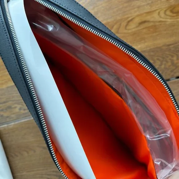 NWT Maverick & Co. Manhattan Leather Briefcase Navy & Tiger - Picture 3 of 4